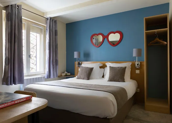 Le Dauphin 3* Honfleur