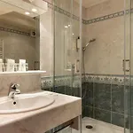 Le Dauphin Otel 3*