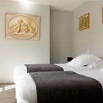 Otel Le Dauphin 3*