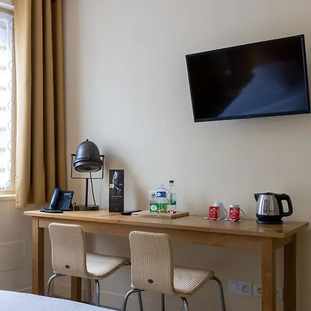 Le Dauphin Les Loges Hotel