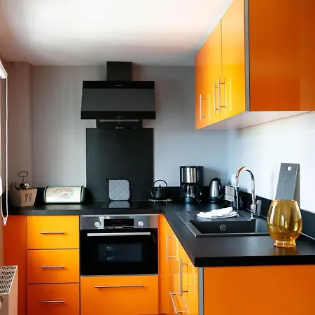 Le Dauphin Les Loges Hotel 3*