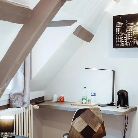 Le Dauphin Les Loges Honfleur