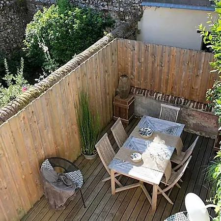 Le Dauphin Les Loges Hotel