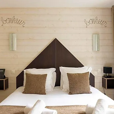 Hotel Le Dauphin Les Loges 3*
