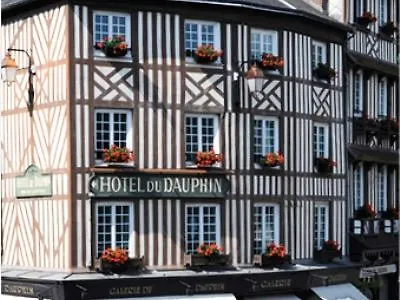 Le Dauphin Les Loges Hotel