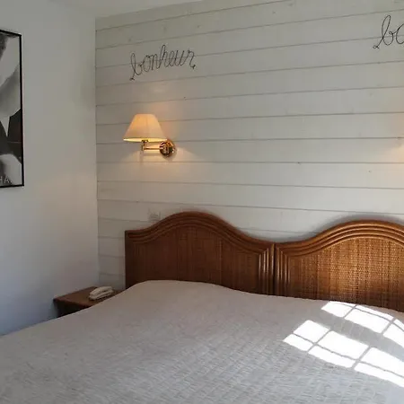 Le Dauphin Les Loges Hotel