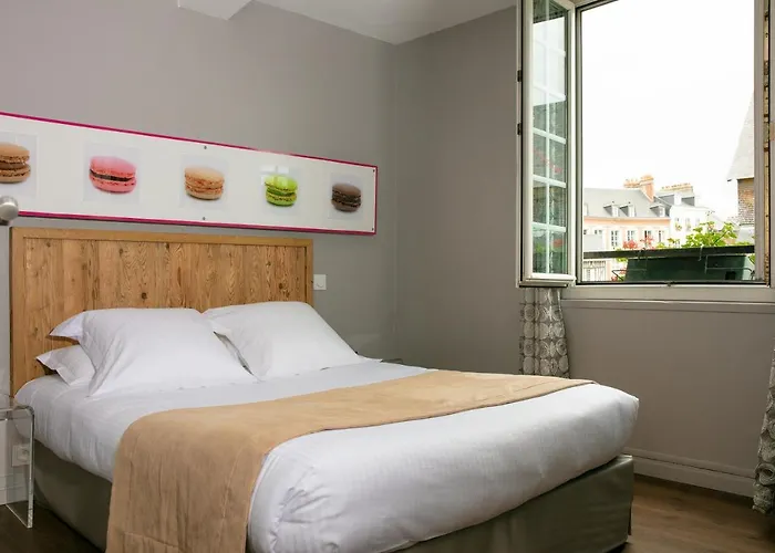 ホテル Le Dauphin