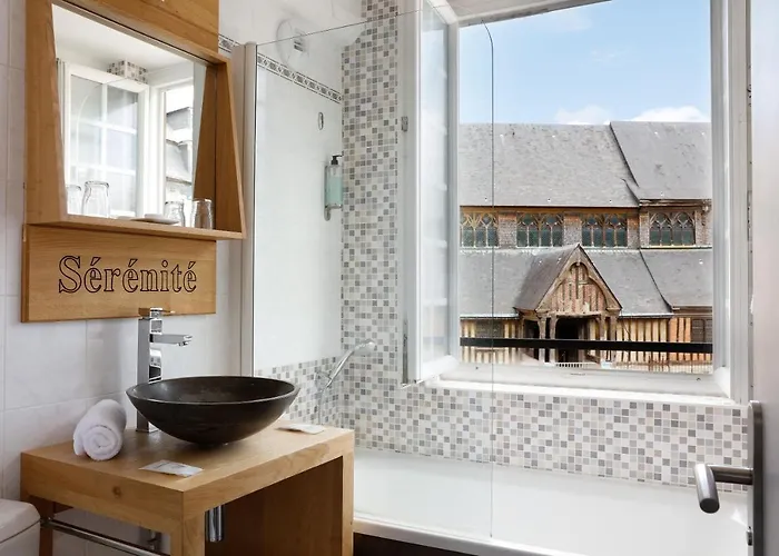 Le Dauphin 酒店 翁弗勒尔